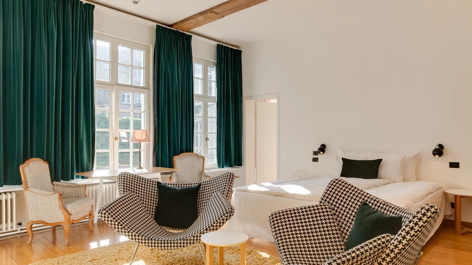 Small Luxury Hotel De Witte Lelie Antwerp 4*,  Belgium