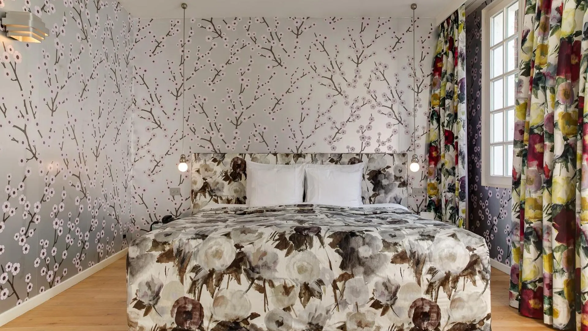Small Luxury Hotel De Witte Lelie Antwerpen